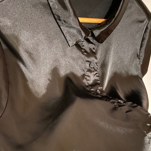 Which We Want Black Satin Short Sleeve Cropped Button Down - Picture 3 of 3